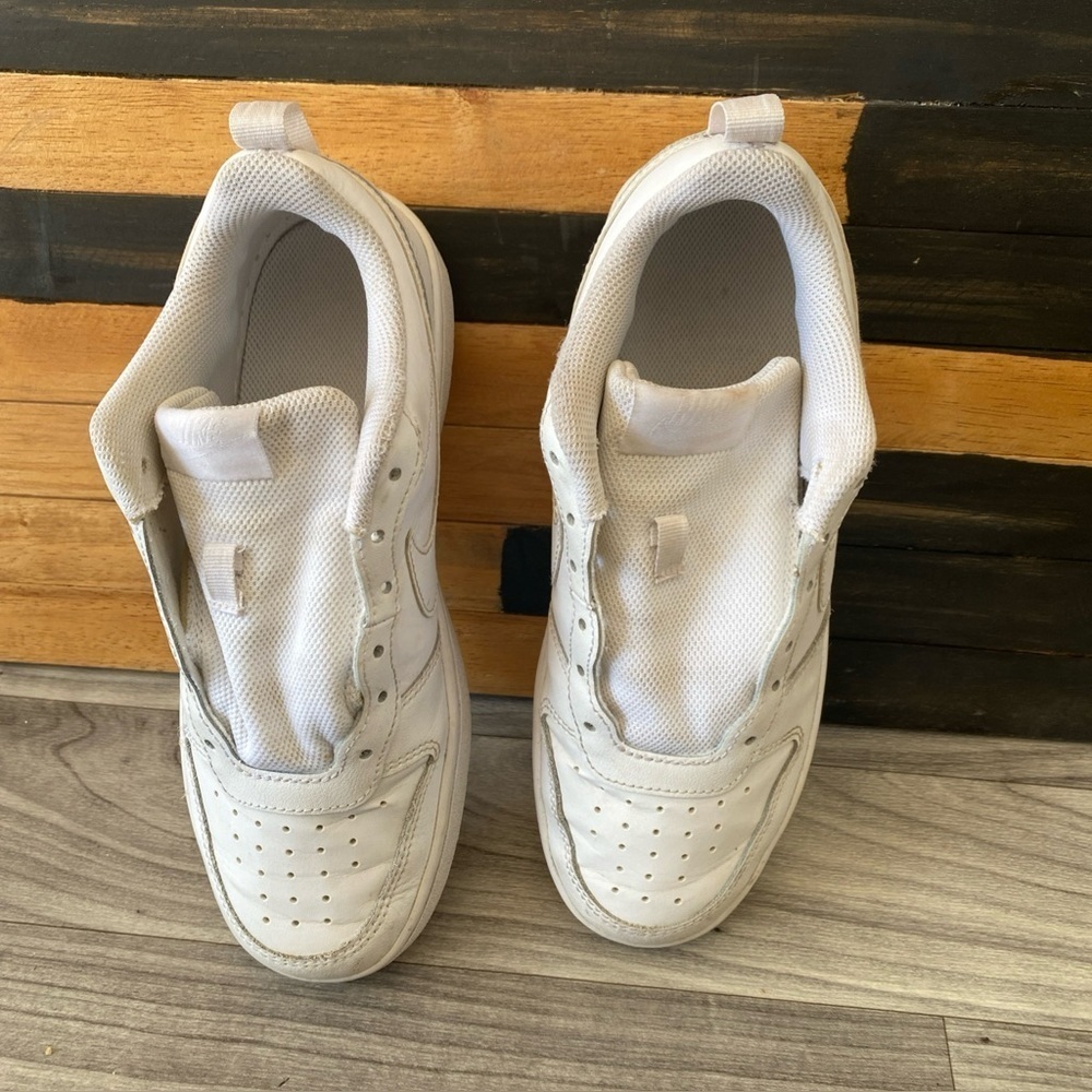 Nike Court Borough Low 2 White Sneakers Youth 6.5Y BQ5448-100 H-5 - Picture 2 of 8